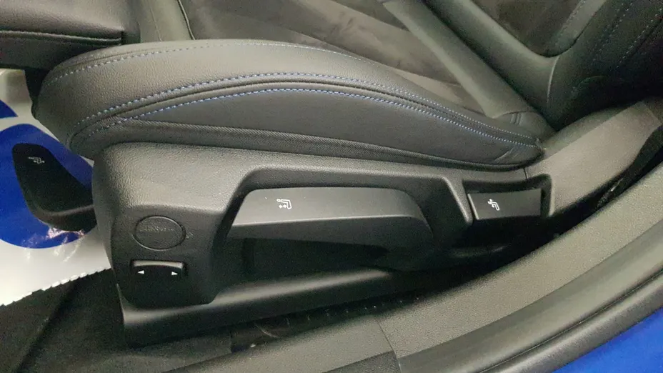 BMW Seria 3 318i M Sport aut