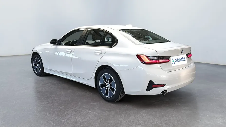 BMW Seria 3 318d Advantage