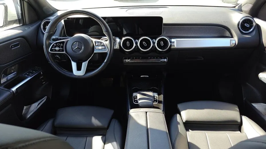 MERCEDES-BENZ GLB GLB 200 Progressive 7G-DCT