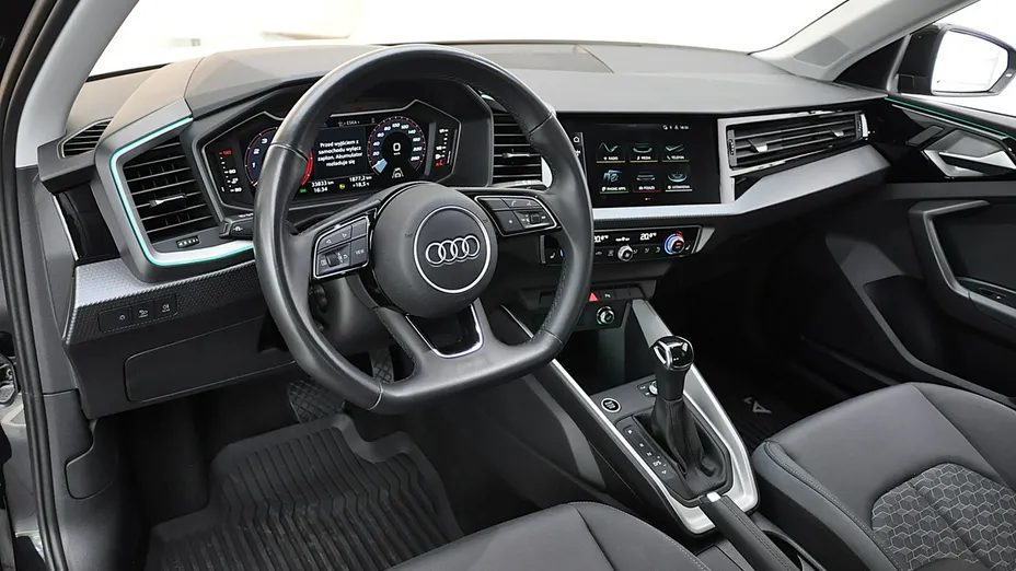 AUDI A1 A1 30 TFSI Advanced S tronic