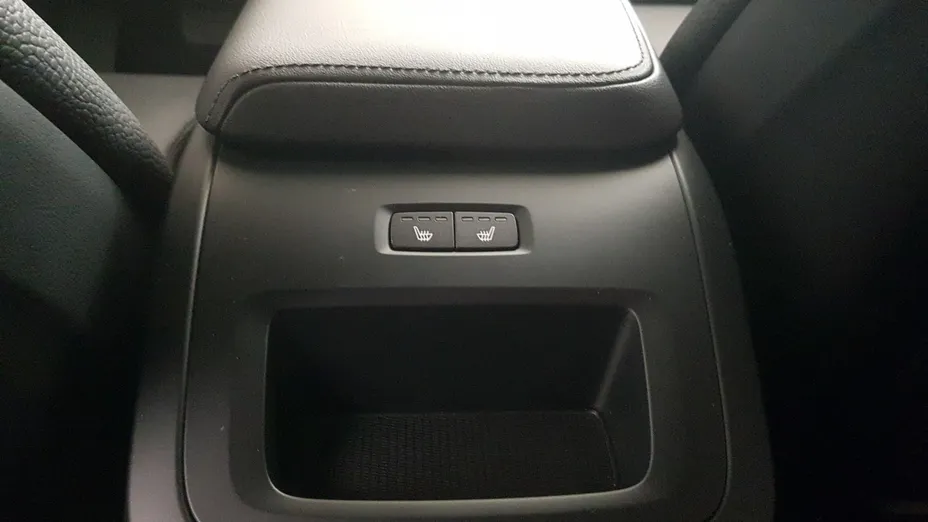 VOLVO XC60 XC60 B4 D AWD Plus Bright aut