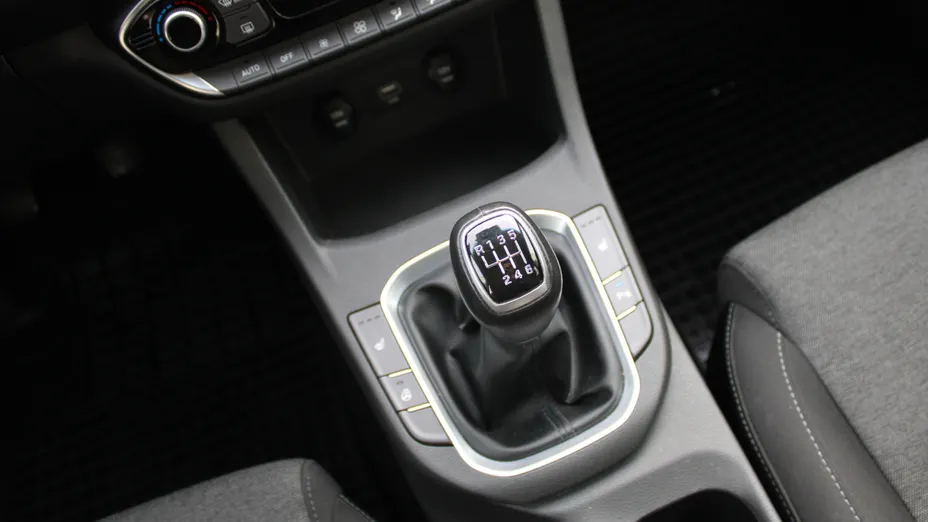 HYUNDAI i30 i30 1.5 DPI Smart