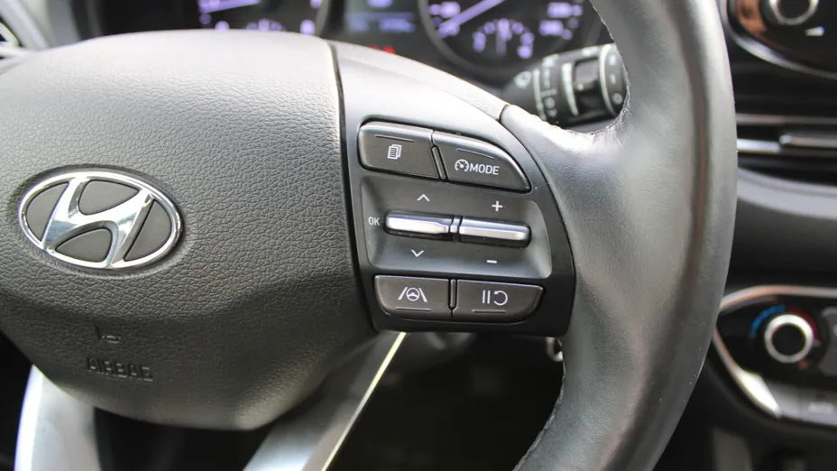HYUNDAI i30 i30 1.5 DPI Smart