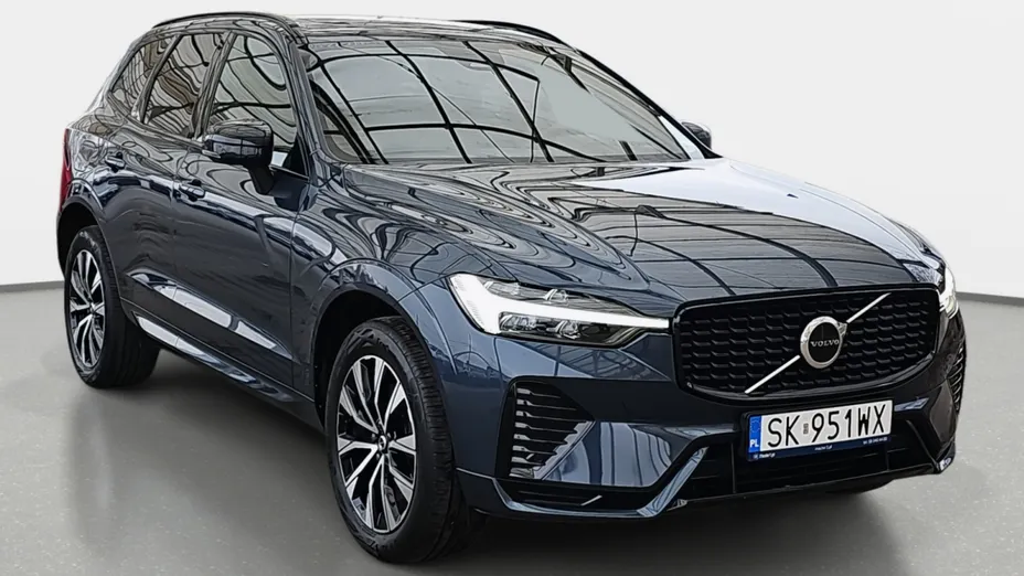 VOLVO XC60 XC60 B4 D AWD Plus Dark aut