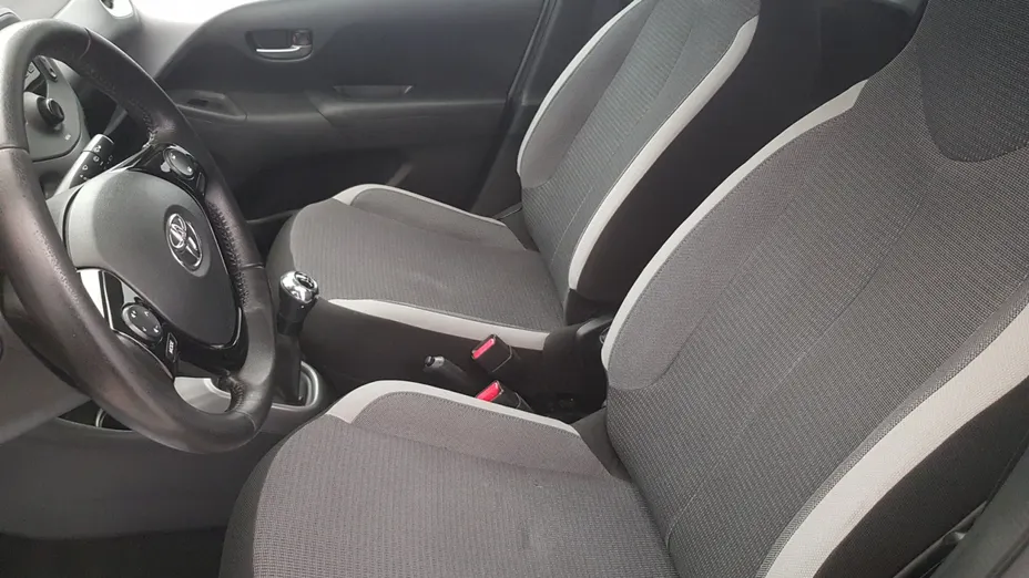 TOYOTA Aygo Aygo 1.0 VVT-i X-play