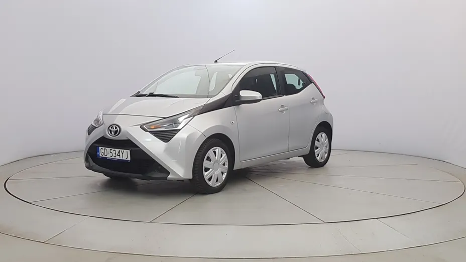 TOYOTA Aygo Aygo 1.0 VVT-i X-play