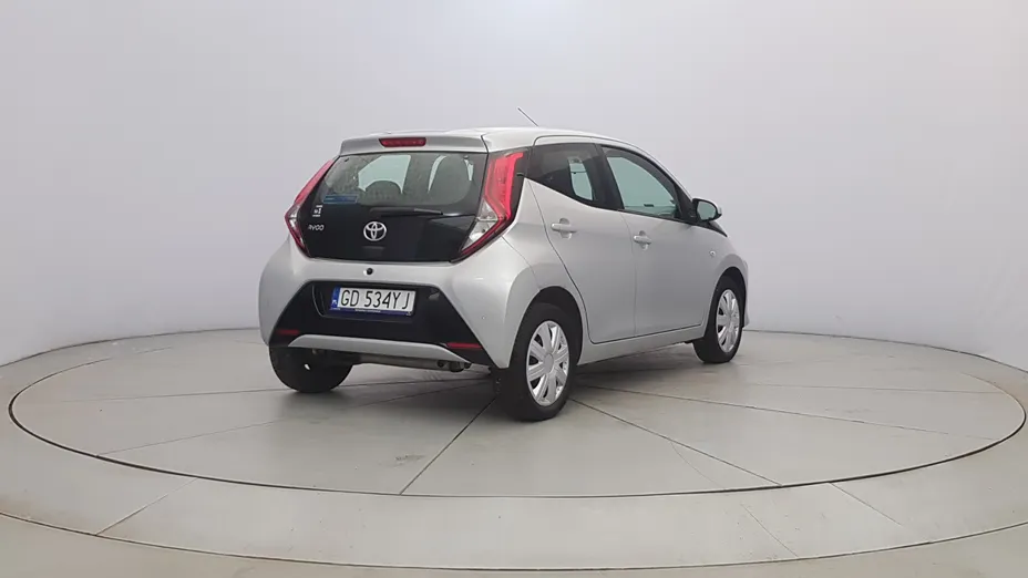 TOYOTA Aygo Aygo 1.0 VVT-i X-play