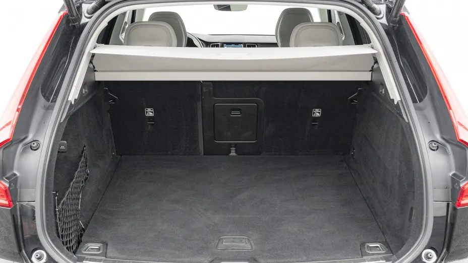 VOLVO XC60 XC60 B4 D AWD Plus Bright aut