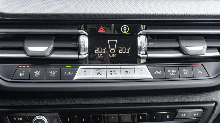 BMW Seria 1 120i M Sport sport-aut