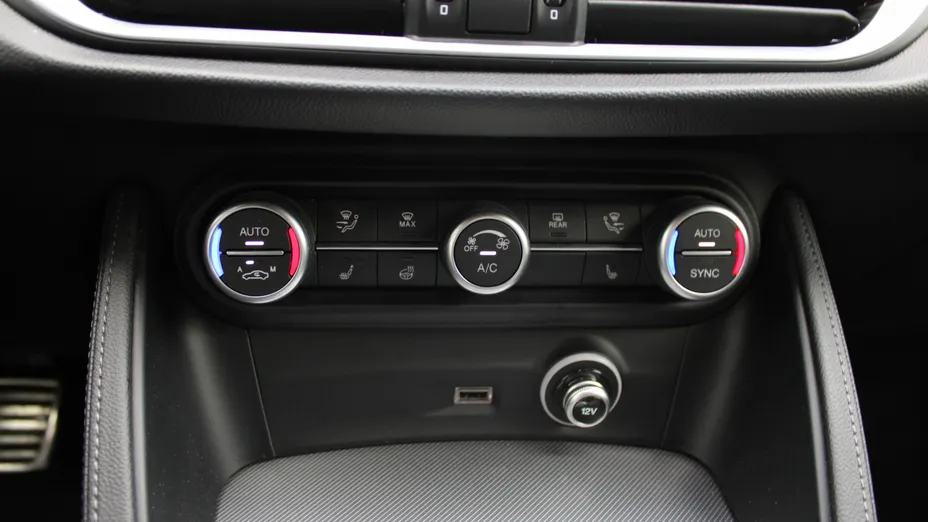 ALFA ROMEO Stelvio Stelvio 2.0 Turbo Sprint Q4 aut