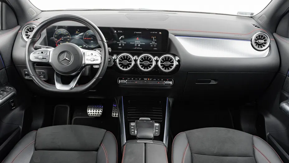 MERCEDES-BENZ EQA EQA 250 66.5kWh AMG Line