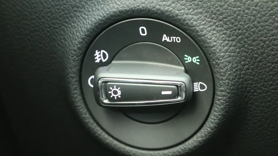 SKODA Superb Superb 2.0 TDI SCR Style DSG