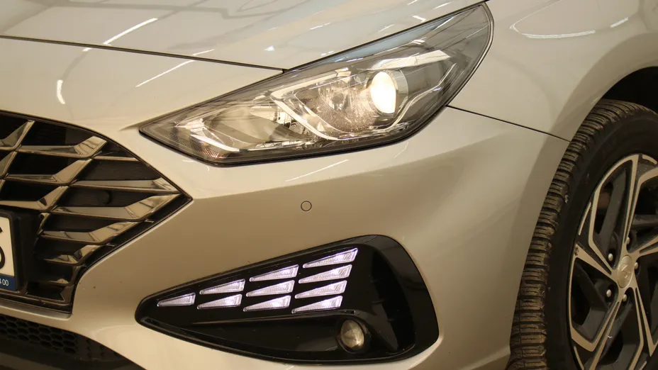 HYUNDAI i30 i30 1.5 DPI Smart