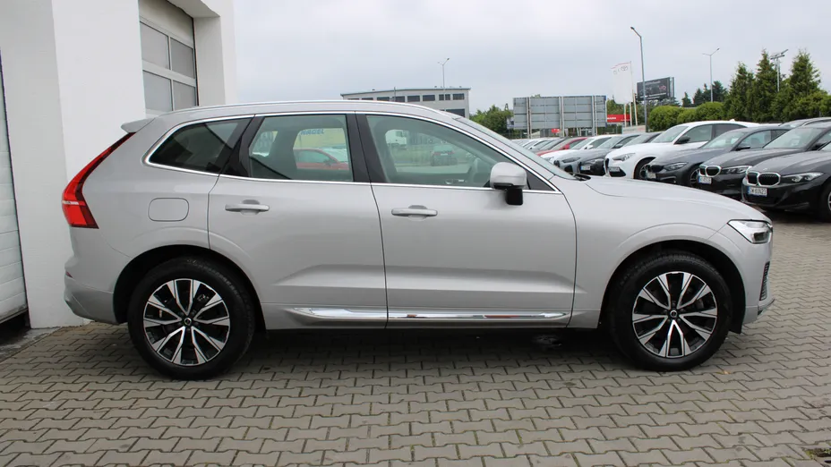 VOLVO XC60 XC60 B4 D AWD Plus Bright aut