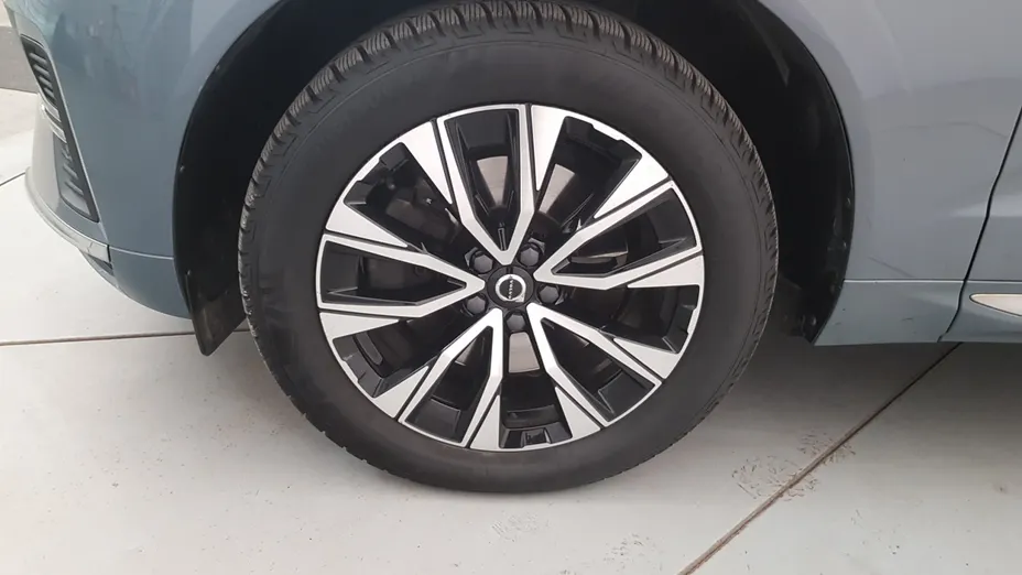 VOLVO XC60 XC60 B4 D AWD Plus Bright aut