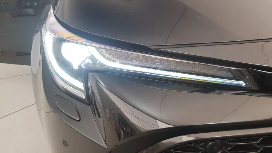 TOYOTA Corolla Corolla 1.8 Hybrid Comfort