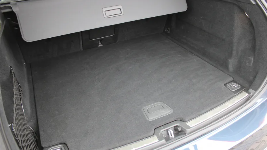 VOLVO XC60 XC60 B4 D AWD Plus Bright aut