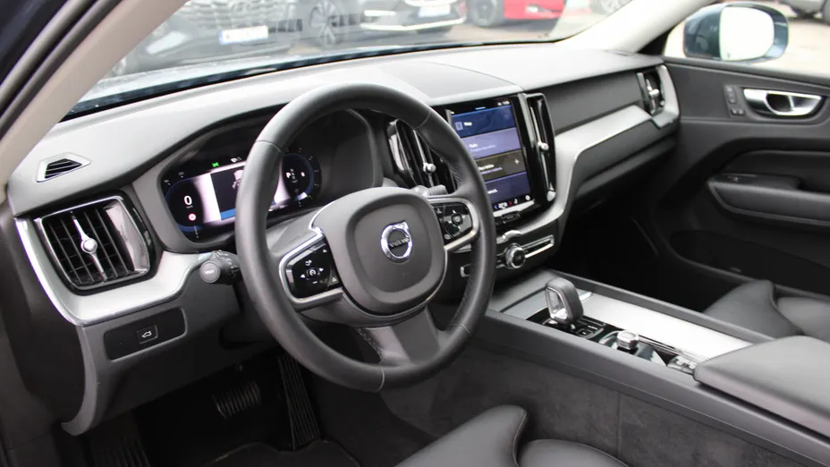 VOLVO XC60 XC60 B4 D AWD Plus Bright aut