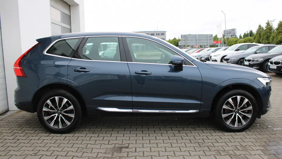 VOLVO XC60 XC60 B4 D AWD Plus Bright aut