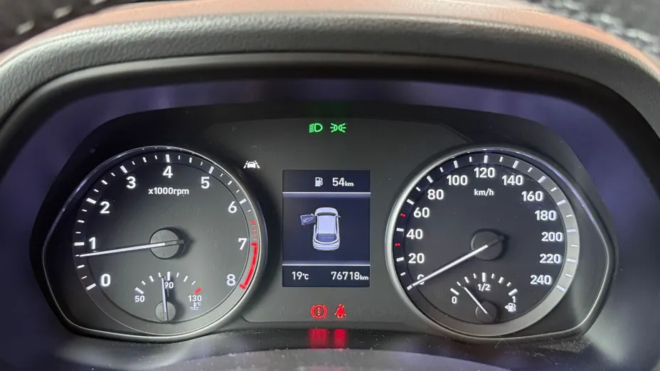 HYUNDAI i30 i30 1.5 DPI Classic +