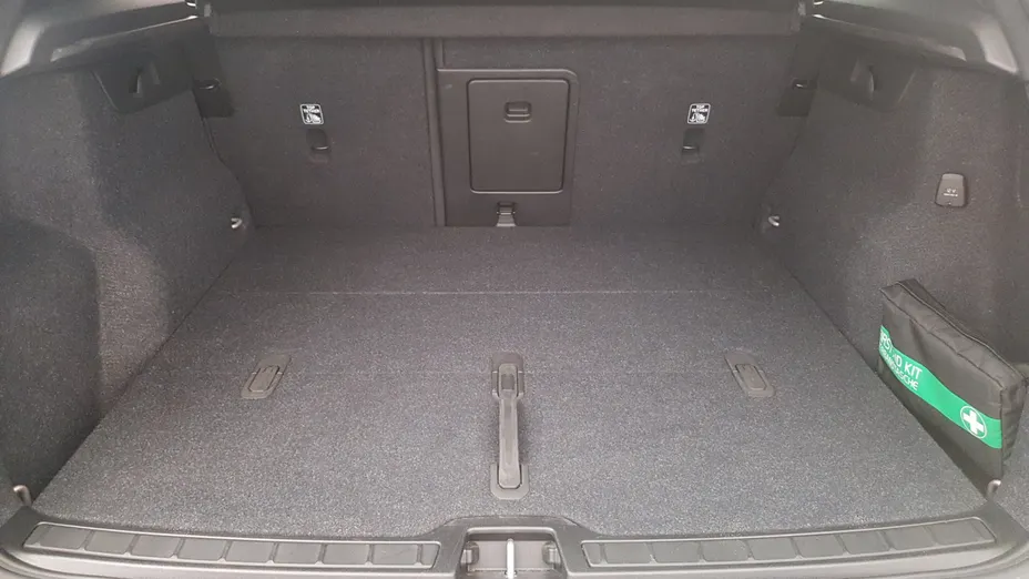 VOLVO XC40 XC40 B3 Core aut