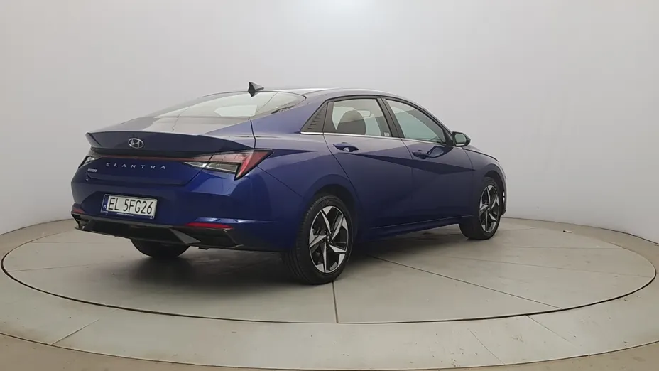 HYUNDAI Elantra Elantra 1.6 Smart CVT