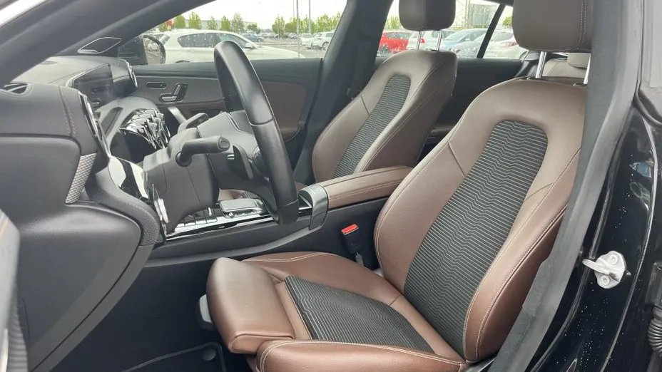 MERCEDES-BENZ CLA CLA 200 d Edition 1 8G-DCT