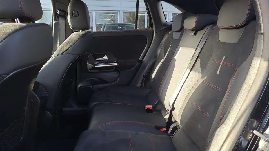 MERCEDES-BENZ GLA GLA 200 Style