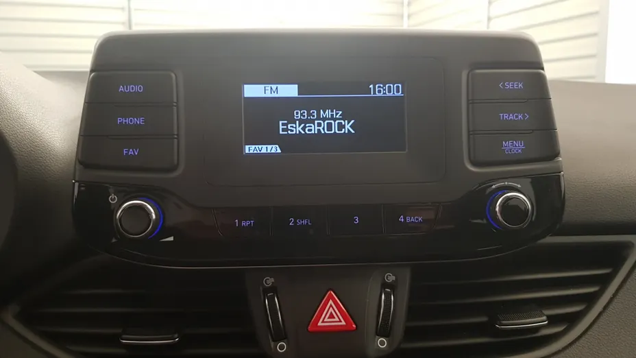 HYUNDAI i30 i30 1.5 DPI Classic +