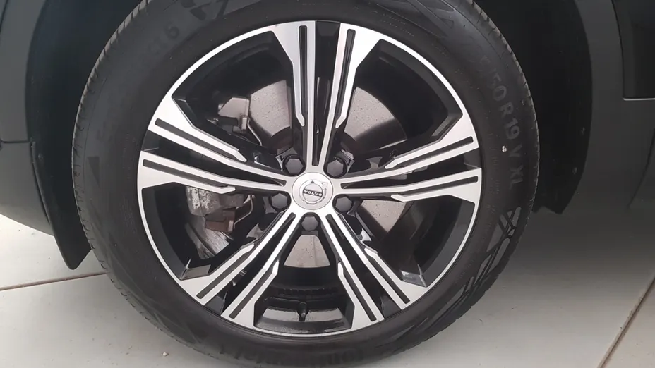 VOLVO XC40 XC40 T5 Plug-In Hybrid Core aut