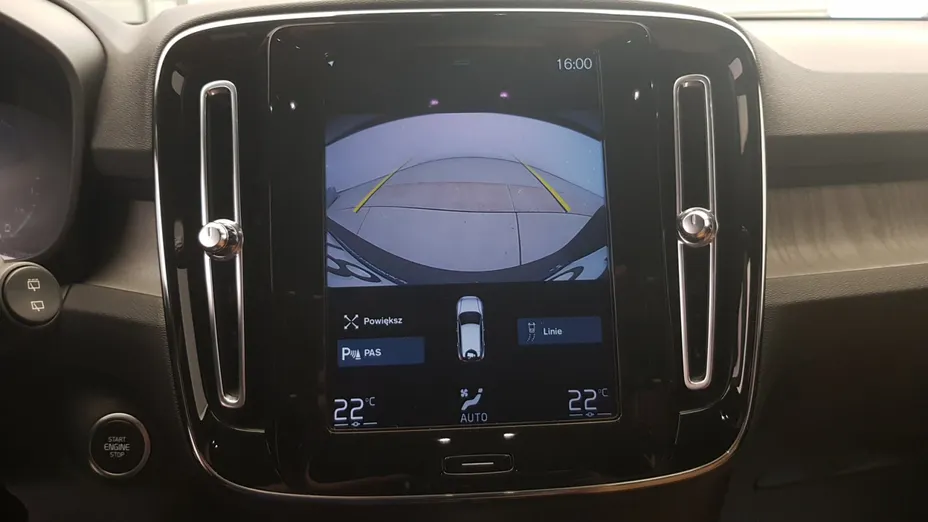 VOLVO XC40 XC40 T5 Plug-In Hybrid Core aut