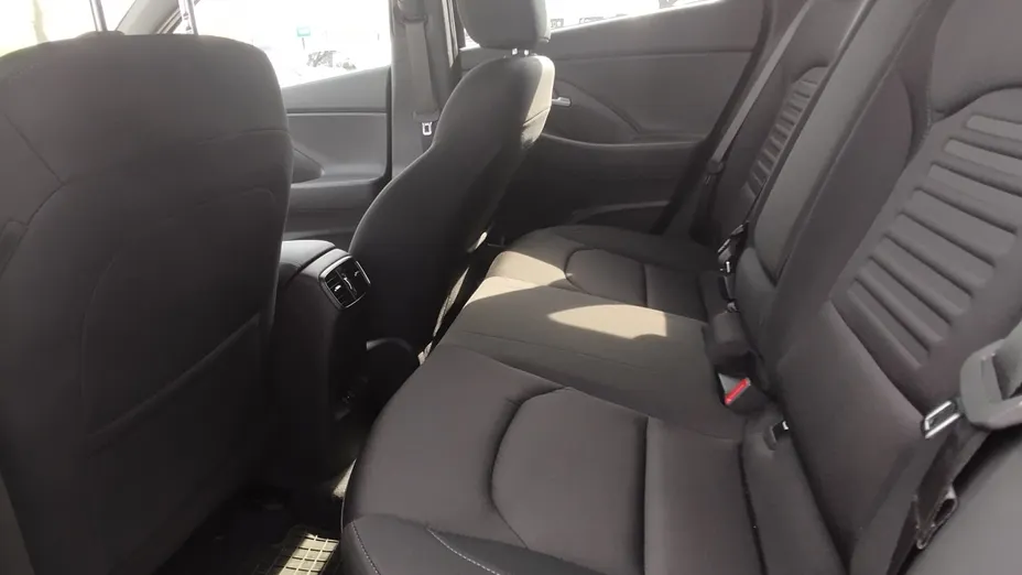 HYUNDAI i30 i30 1.5 T-GDI 48V Smart