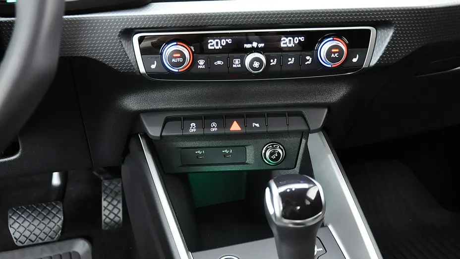 AUDI A1 A1 30 TFSI Advanced S tronic