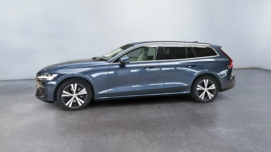 VOLVO V60 V60 B3 B Momentum Pro aut