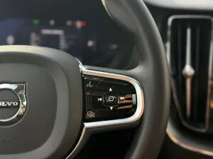 VOLVO XC60 XC60 T6 Plug-In Hybrid AWD Plus Dark aut