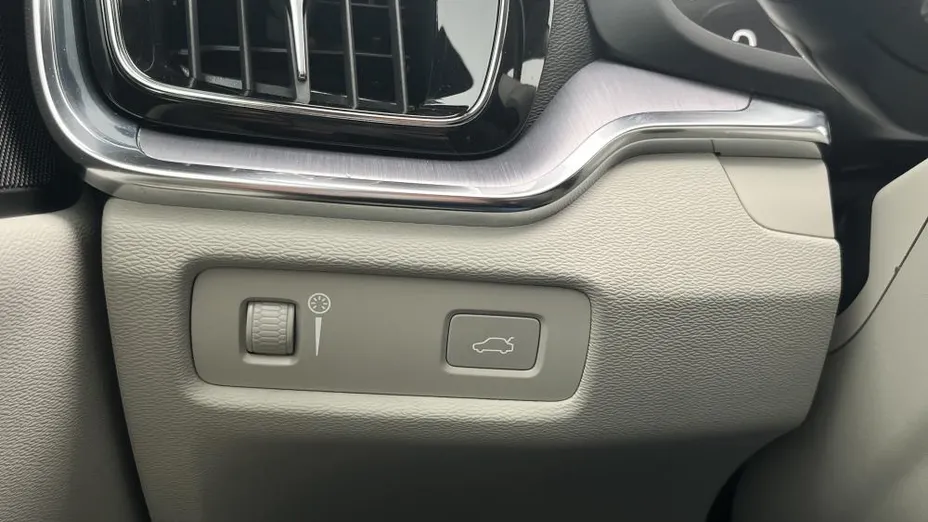 VOLVO V60 V60 B4 D Momentum Pro aut