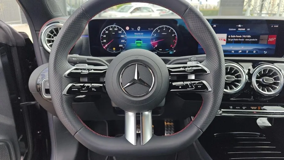 MERCEDES-BENZ CLA CLA 200 7G-DCT