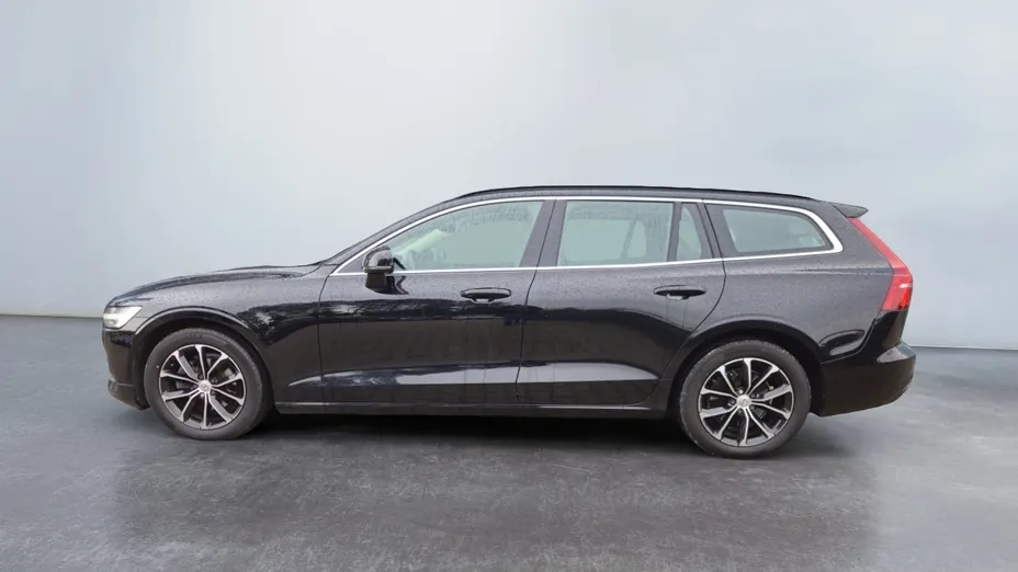 VOLVO V60 V60 B4 D Momentum aut