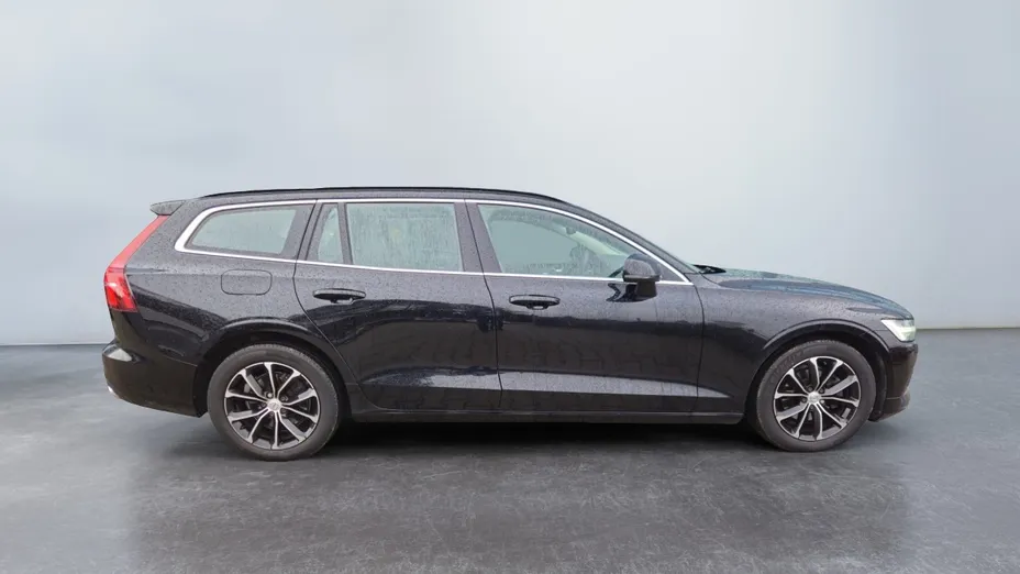 VOLVO V60 V60 B4 D Momentum aut