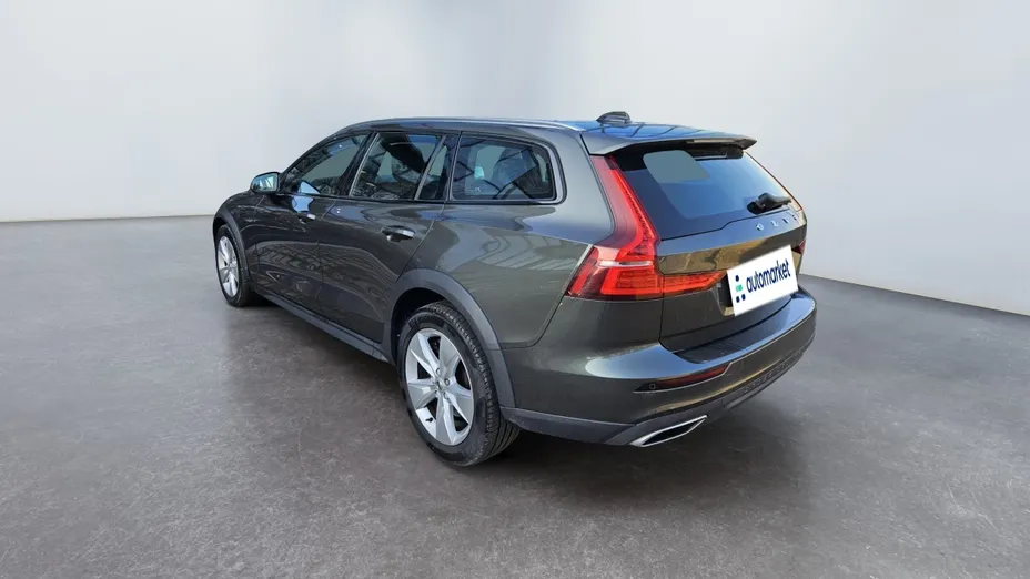 VOLVO V60 V60 CC D4 AWD aut