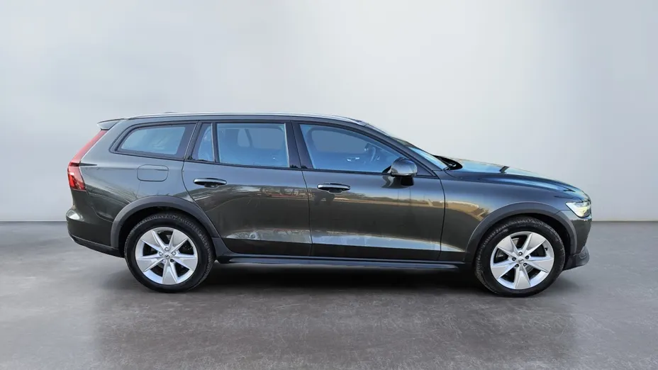 VOLVO V60 V60 CC D4 AWD aut