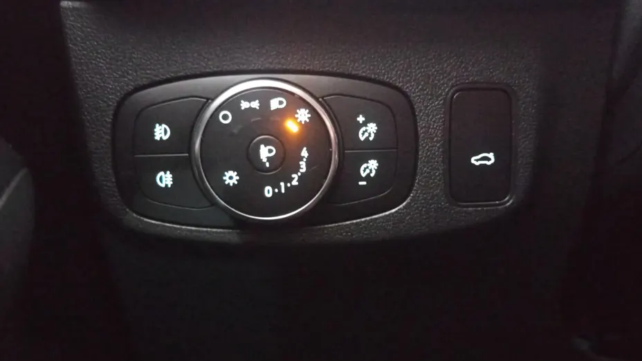 FORD Focus Focus 1.0 EcoBoost mHEV Titanium X