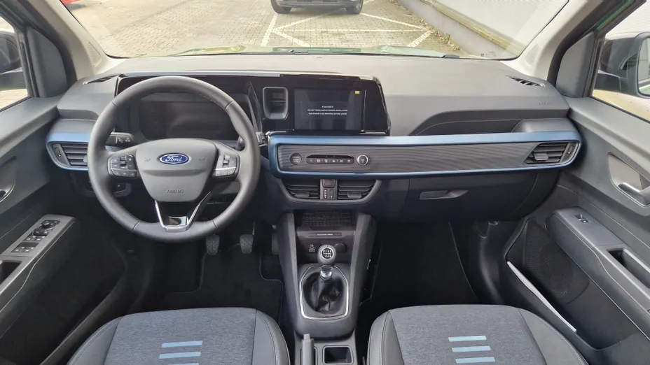 FORD Tourneo Courier Tourneo Courier 1.0 EcoBoost Active Nowy