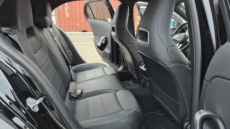 MERCEDES-BENZ A Klasa A 200 d Style 8G-DCT