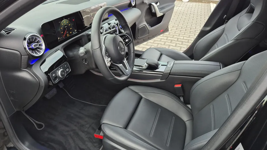 MERCEDES-BENZ A Klasa A 200 d Style 8G-DCT