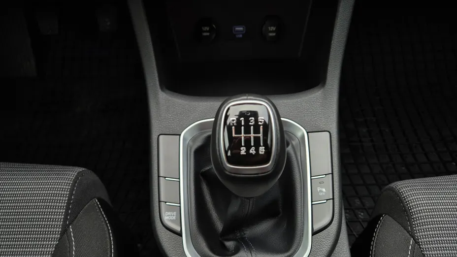 HYUNDAI i30 i30 1.5 T-GDI 48V Modern