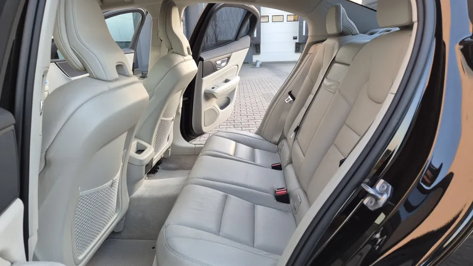 VOLVO S60 S60 T5 AWD Inscription aut