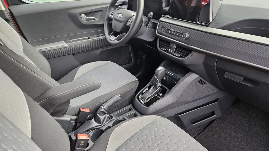 FORD Tourneo Courier Tourneo Courier 1.0 EcoBoost Titanium aut Nowy