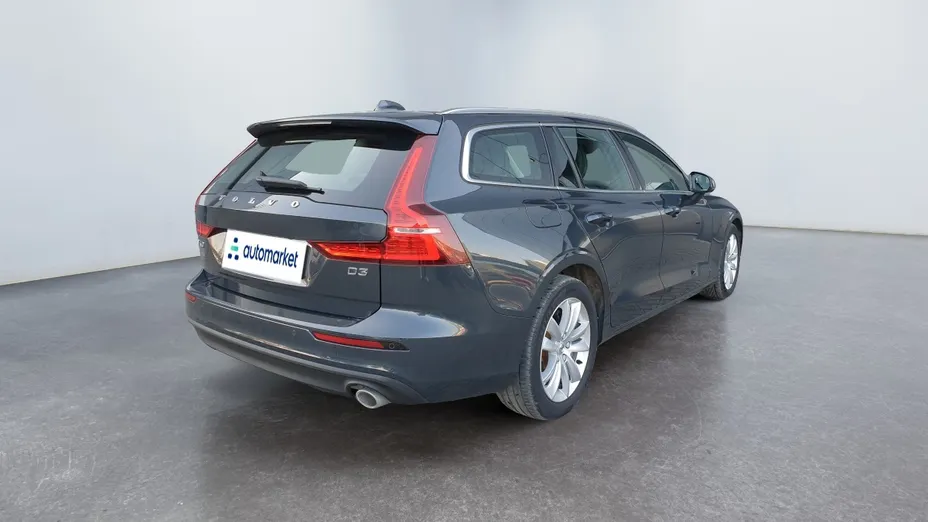VOLVO V60 V60 D3 Momentum Pro