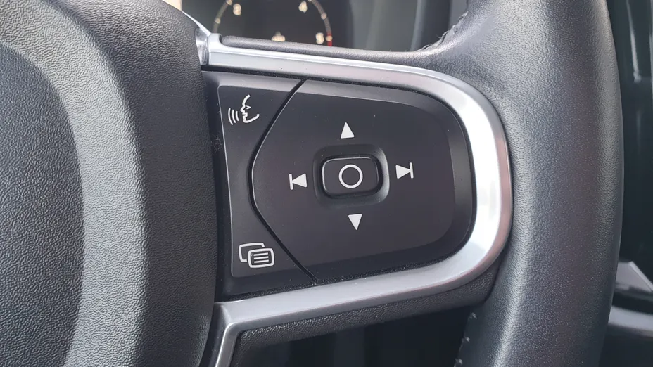 VOLVO V60 V60 D3 Momentum Pro